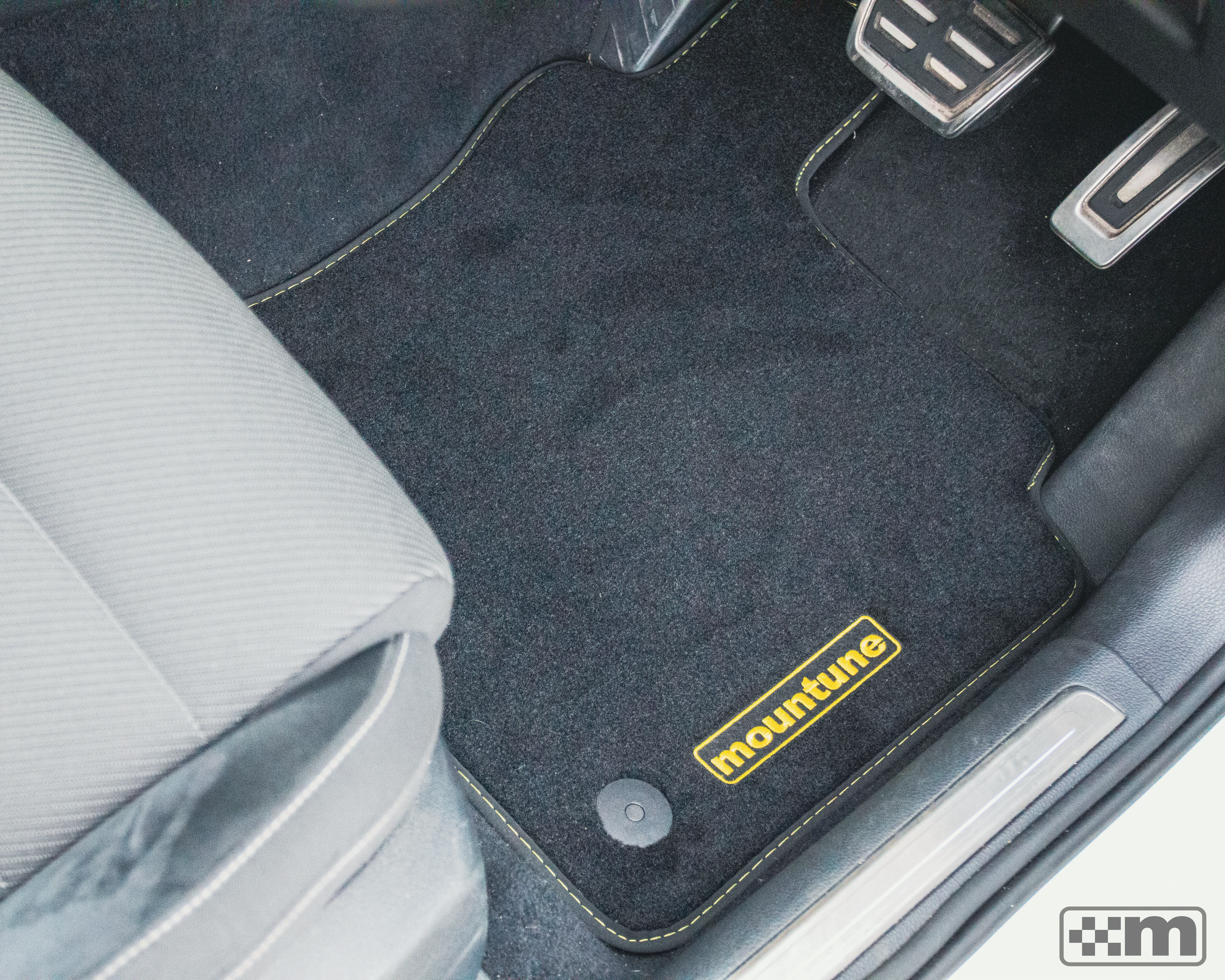 mountune LUX Interior Mats [Mk7/7.5 Golf] - Image 2